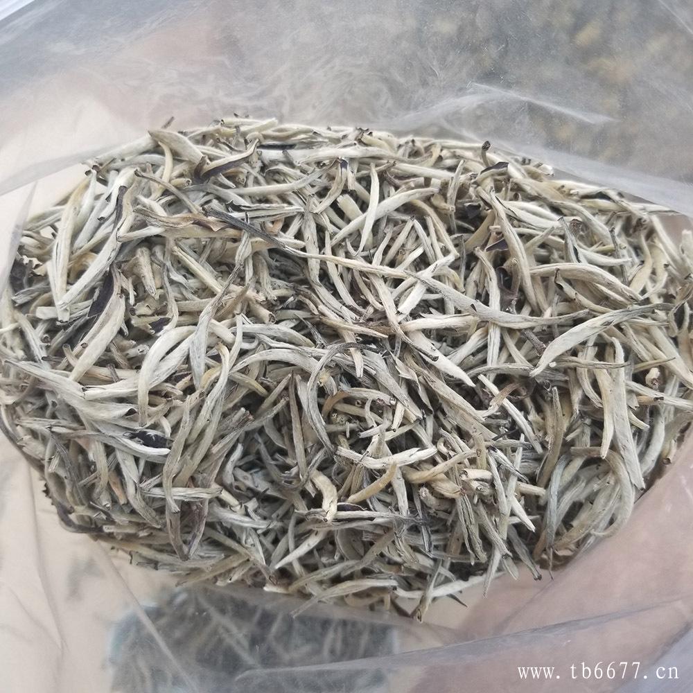 福鼎白茶，福建省福鼎市特产，中国国家地理标志产品。
